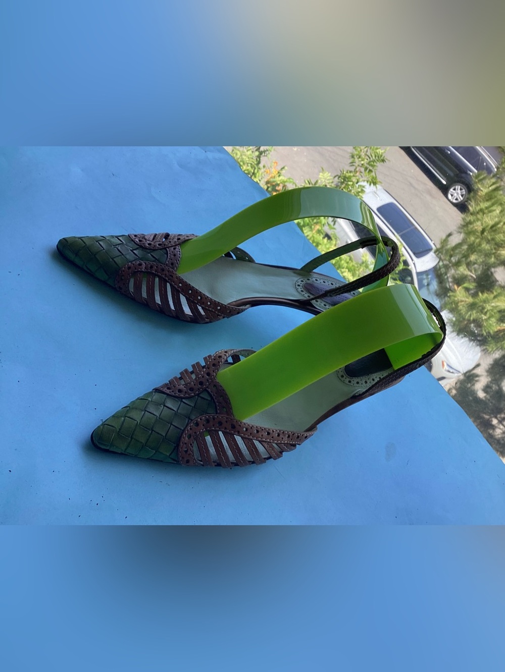 Bottega Veneta Tan & Green Pointed Slingback Kitten Heel